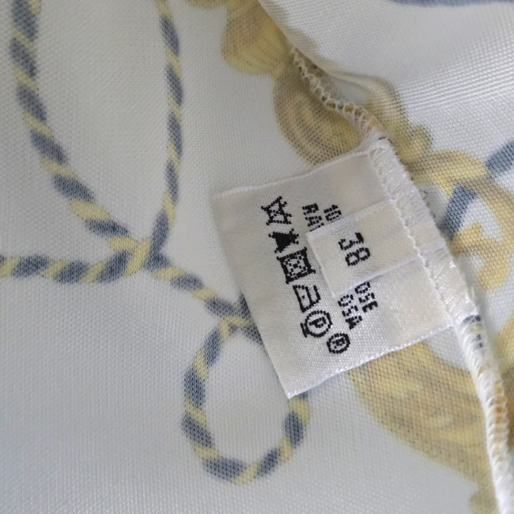 Hermès Paris Haut Decollete Manches Court Key And Tassel Print Shirt Size 38/US6 - Picture 5 of 7